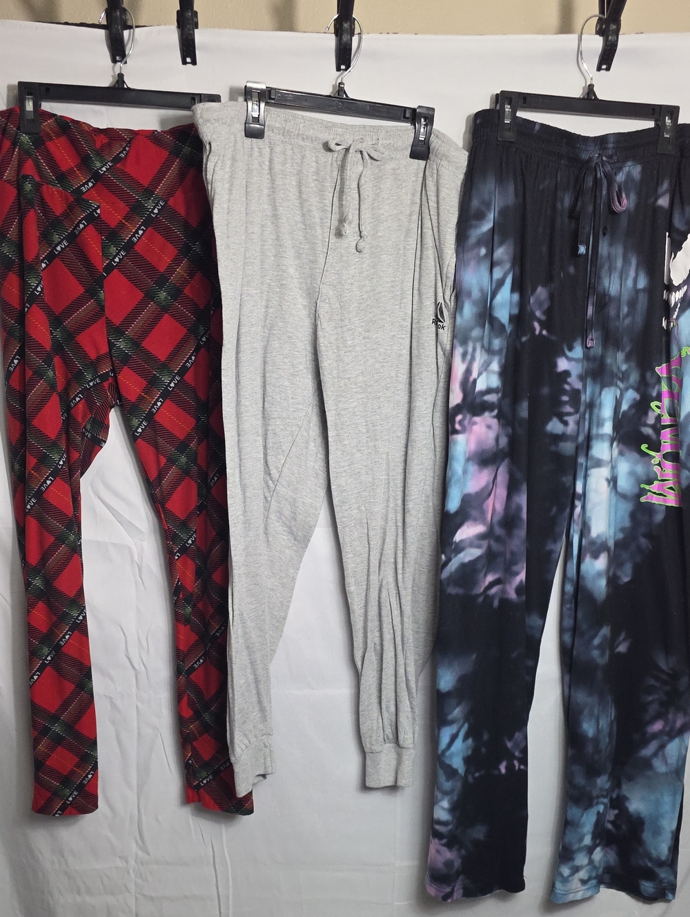 3 Pair Of Womens XL Sleepwear Reebok, No Boundaries & Marvel Venom (W739)
